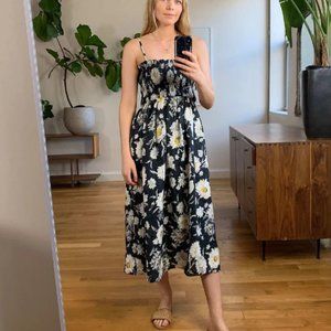 NWOT Lou & Grey Daisy Smocked Linen Midi Dress